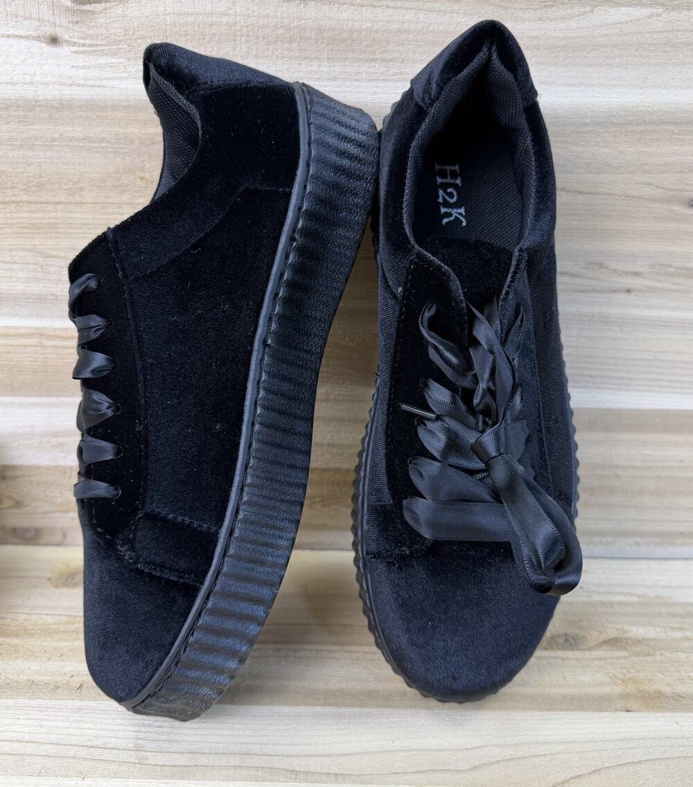 H2K Black Velvet Lace Up Platform Sneakers Women’s